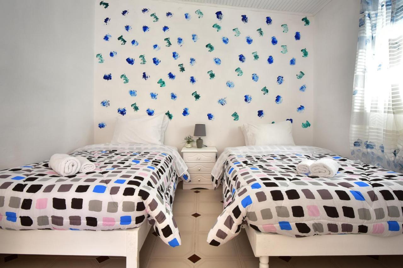 Merlyn Rooms Into The Nature, 100M From The Beach Dafnila Ngoại thất bức ảnh